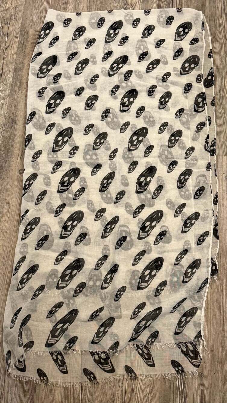Cotton On White And Black Skull Print Lightweight Scarf Wrap